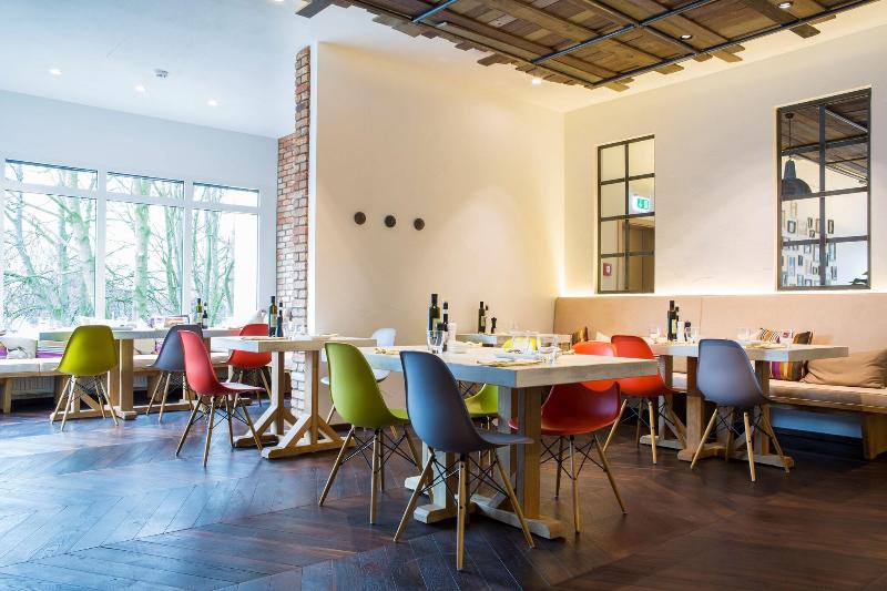 Park Inn by Radisson Lübeck - Restoran