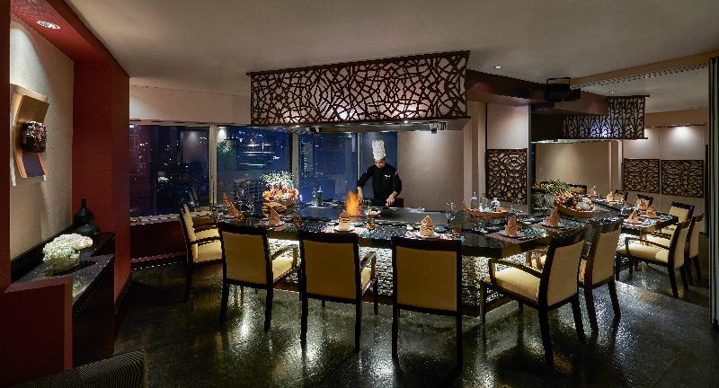 Pullman Jakarta Indonesia - Restoran