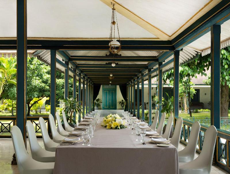 Royal Ambarrukmo Yogyakarta - Toplantı