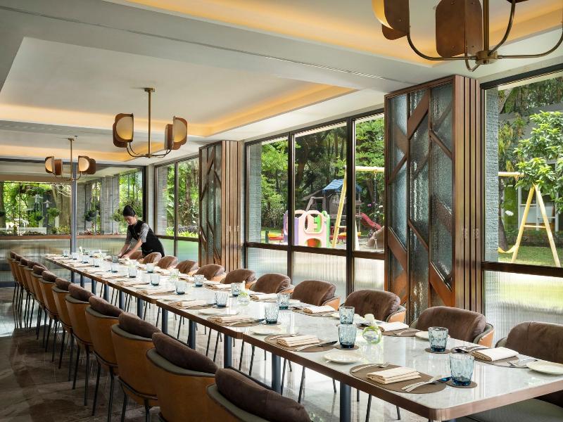 Royal Ambarrukmo Yogyakarta - Restoran