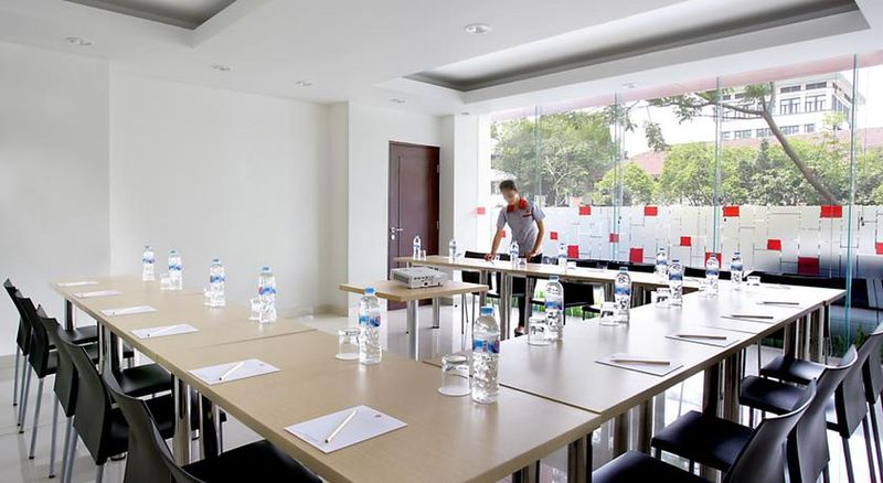 Amaris Hotel Tendean - Toplantı
