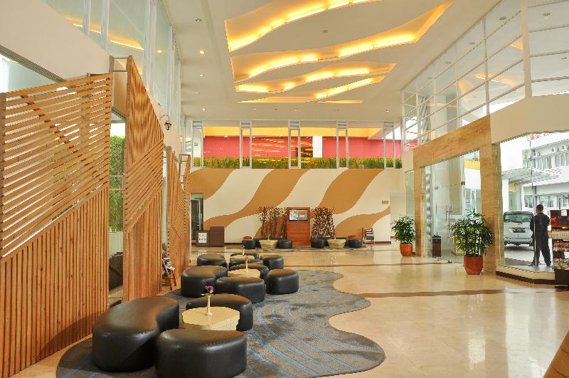 Hotel Santika Bangka - Lobi