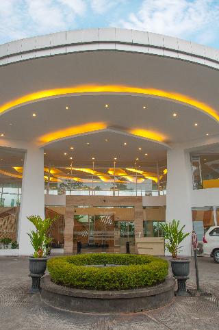 Hotel Santika Bangka otel fotoğrafı
