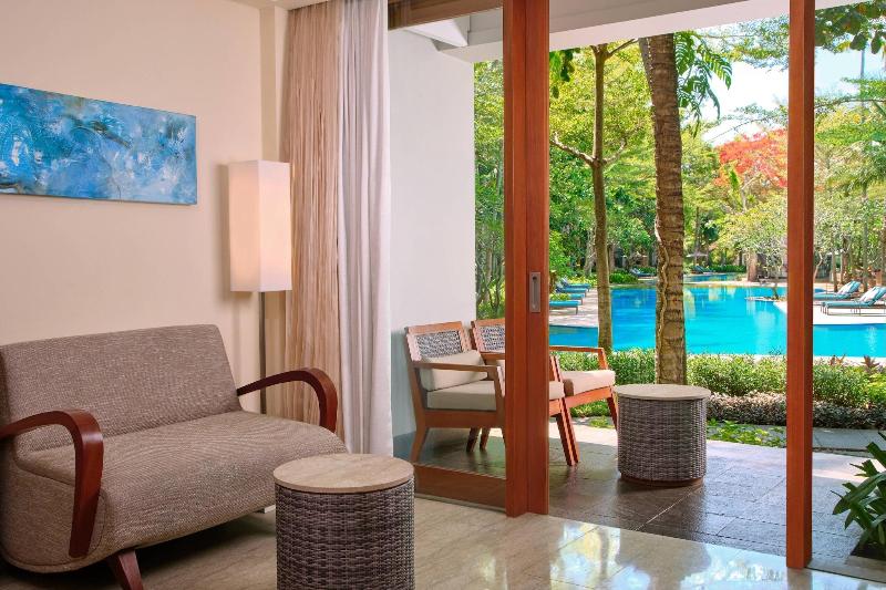 Courtyard by Marriott Bali Nusa Dua Resort - Havuz