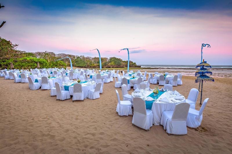 Courtyard by Marriott Bali Nusa Dua Resort - Plaj