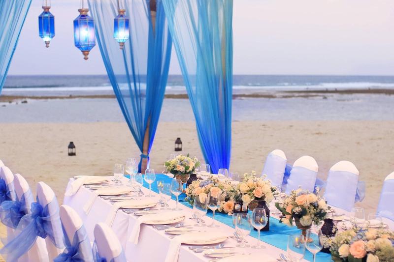 Courtyard by Marriott Bali Nusa Dua Resort - Plaj