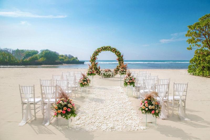 Courtyard by Marriott Bali Nusa Dua Resort - Plaj