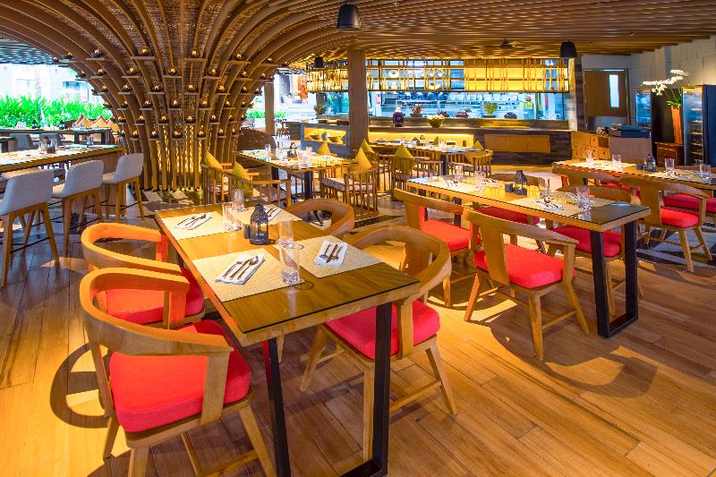 Courtyard by Marriott Bali Nusa Dua Resort - Restoran