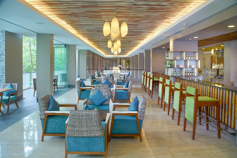 Courtyard by Marriott Bali Nusa Dua Resort - Restoran