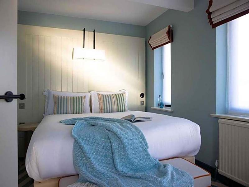 Cooden Beach Hotel - Genel