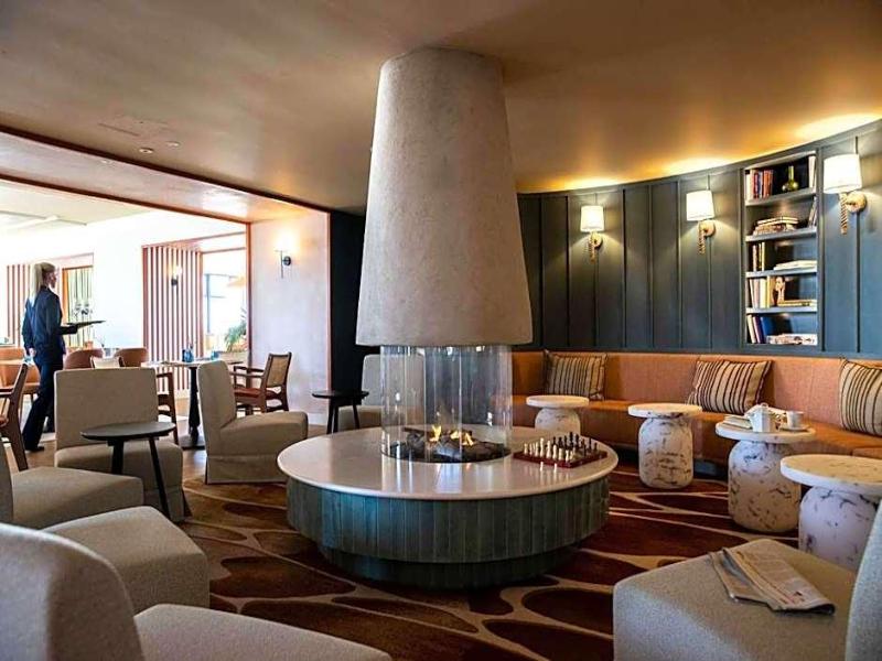 Cooden Beach Hotel - Genel