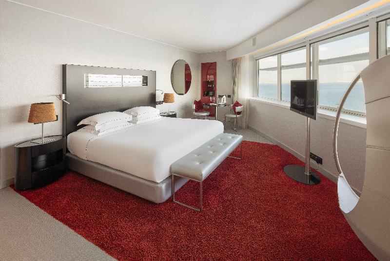 Myriad By Sana Hotels - Oda