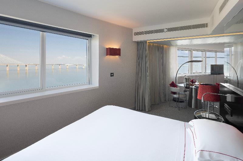 Myriad By Sana Hotels - Oda