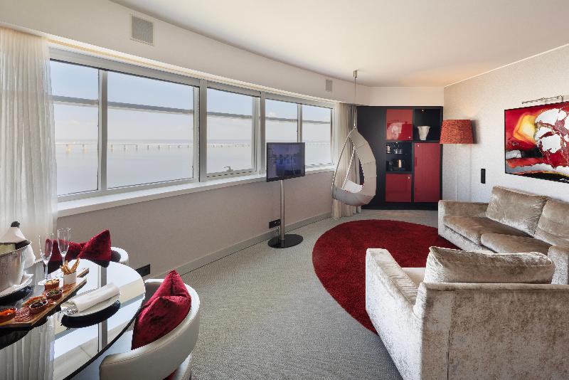 Myriad By Sana Hotels - Oda