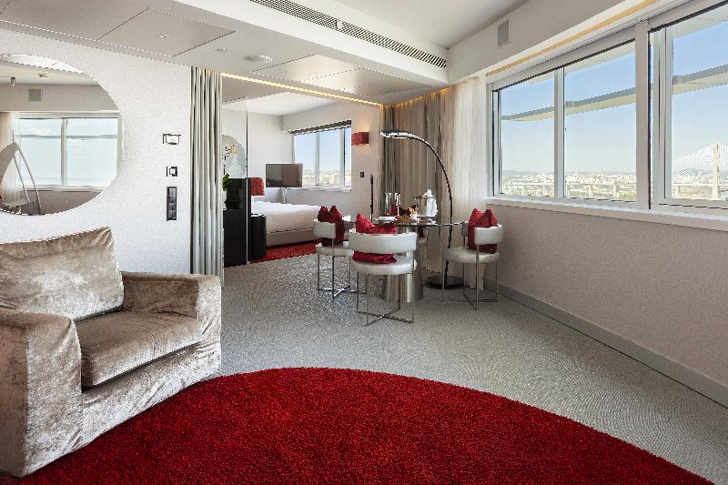 Myriad By Sana Hotels - Oda