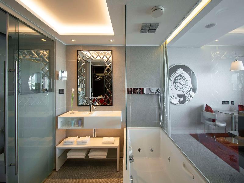 Myriad By Sana Hotels - Oda