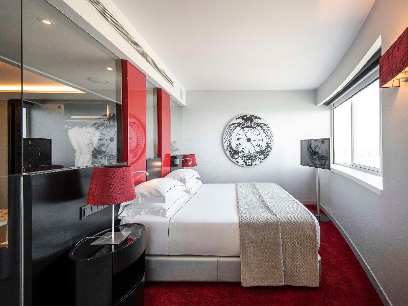 Myriad By Sana Hotels - Oda