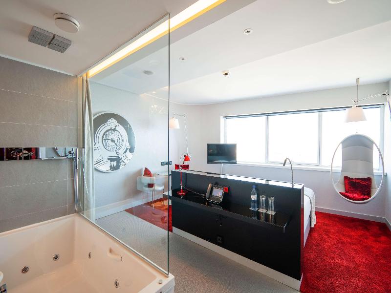 Myriad By Sana Hotels - Oda