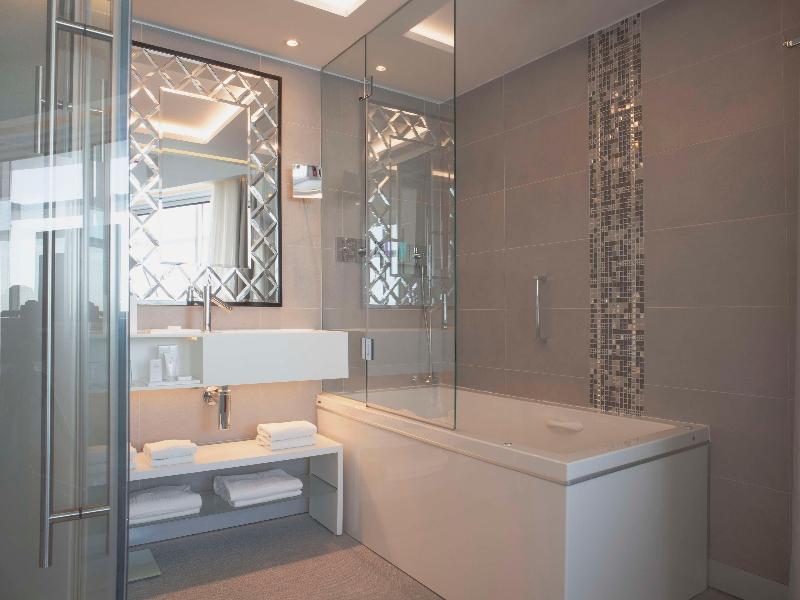 Myriad By Sana Hotels - Oda