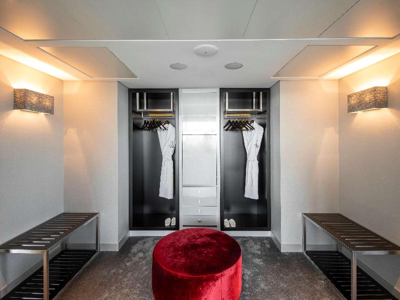 Myriad By Sana Hotels - Oda