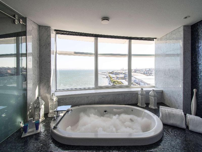 Myriad By Sana Hotels - Oda