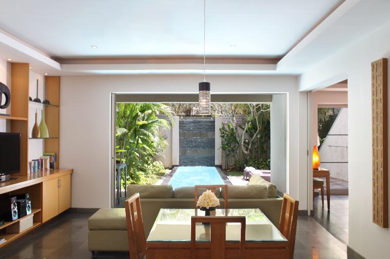 Bali Island Villas and Spa Seminyak - Oda