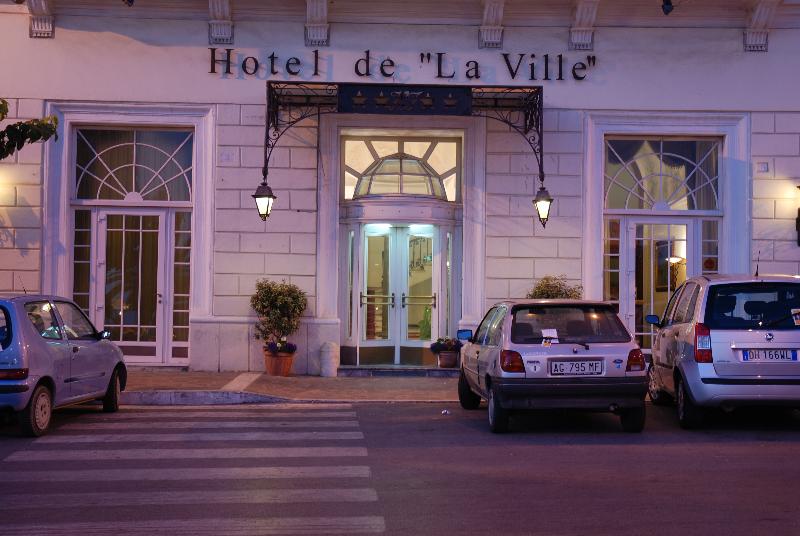 De la Ville - Genel
