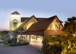 Hotel Santika Cirebon otel fotoğrafı