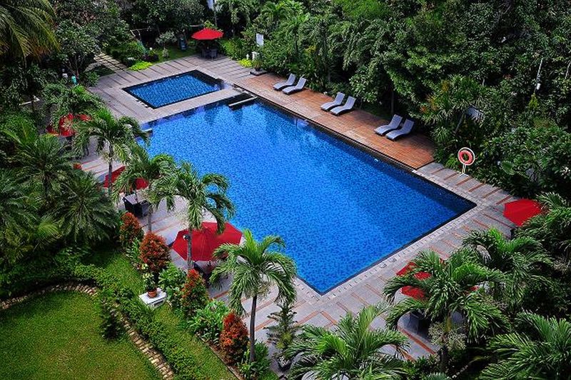 Hotel Santika Cirebon - Havuz