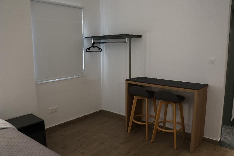 Sunflower Hotel Apts - Oda