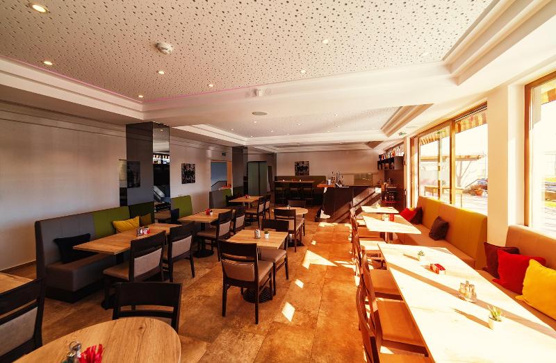 Arion Airport Hotel - Restoran