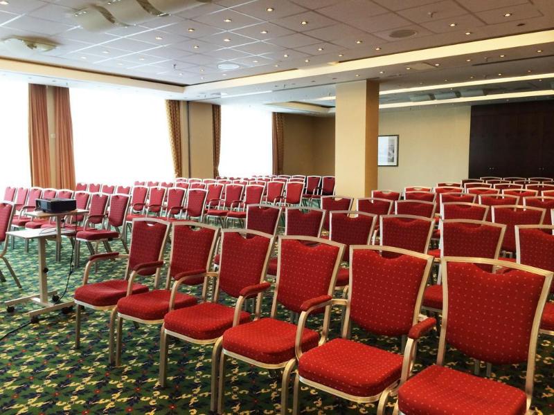 Renaissance Bochum Hotel - Genel