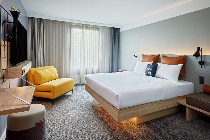 Renaissance Bochum Hotel - Oda