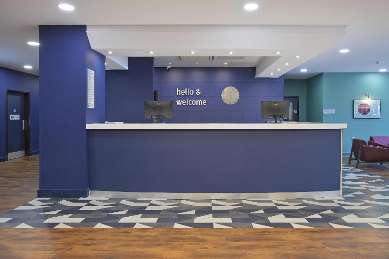Travelodge Gatwick Central Airport - Lobi