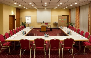 H+ Hotel Darmstadt fotoÄŸrafÄ±