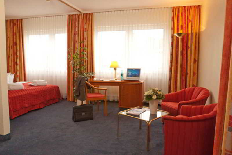 H+ Hotel Darmstadt fotoÄŸrafÄ±