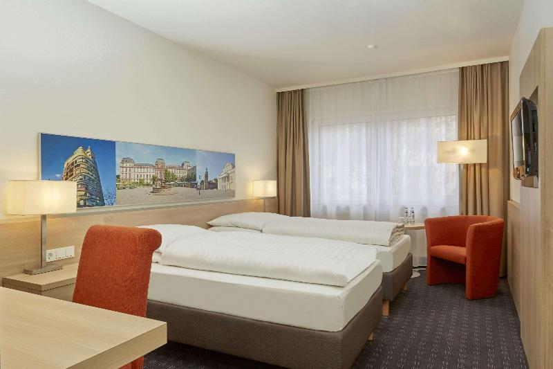 H+ Hotel Darmstadt - Oda