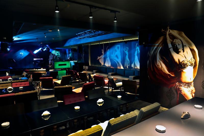 Hues Boutique - Bar