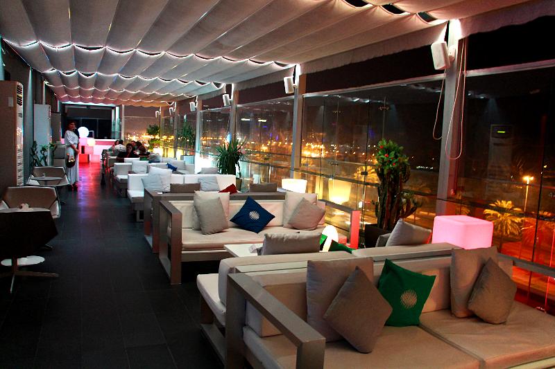 Hues Boutique - Bar
