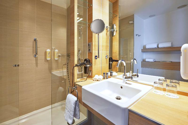H+H Hotel Salzburg - Oda