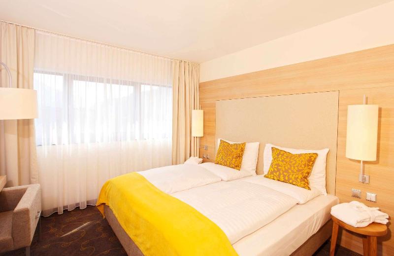 H+H Hotel Salzburg - Oda