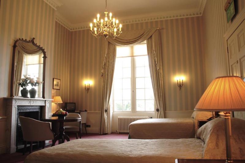 Donnington Grove Hotel & Country Club - Genel