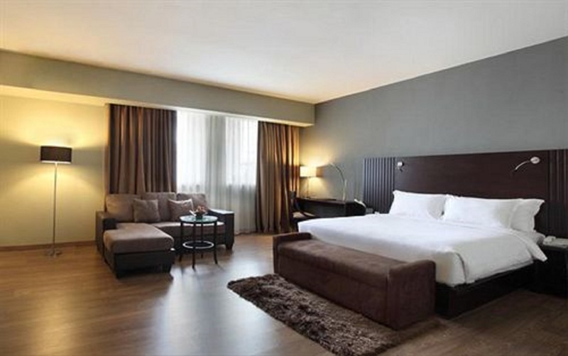 Oakwood Hotel and Apartments Taman Mini Jakarta - Oda