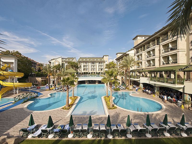 Dobedan Beach Resort Comfort Ex Alva Donna - Havuz