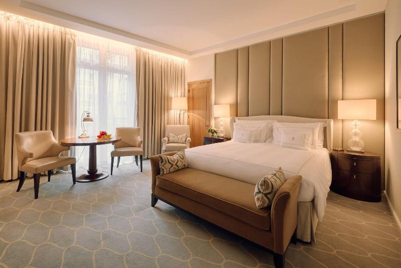 Corinthia London - Oda