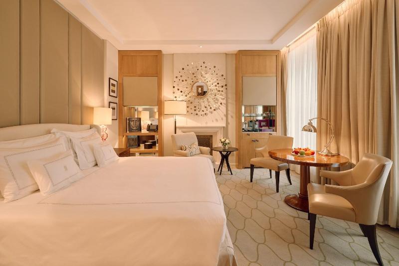 Corinthia London - Oda