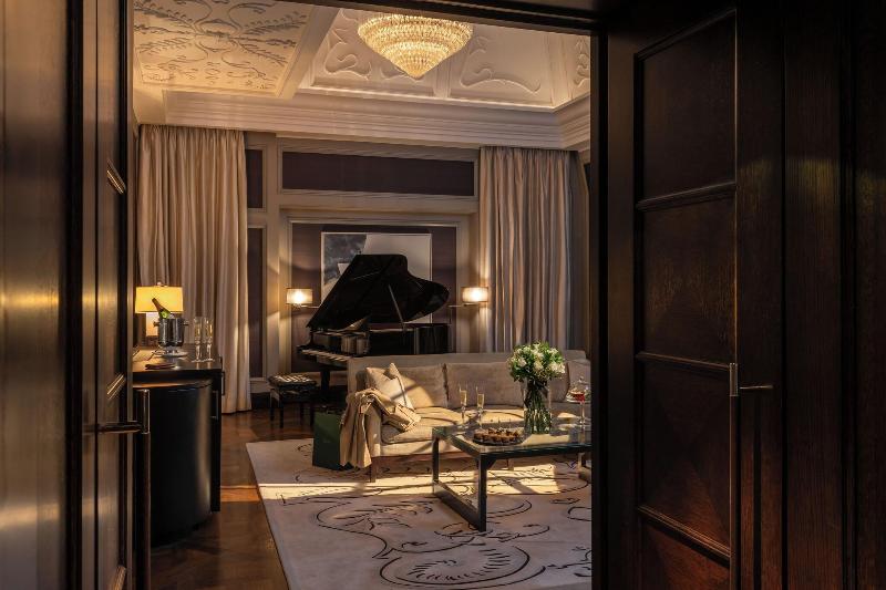 Corinthia London - Oda