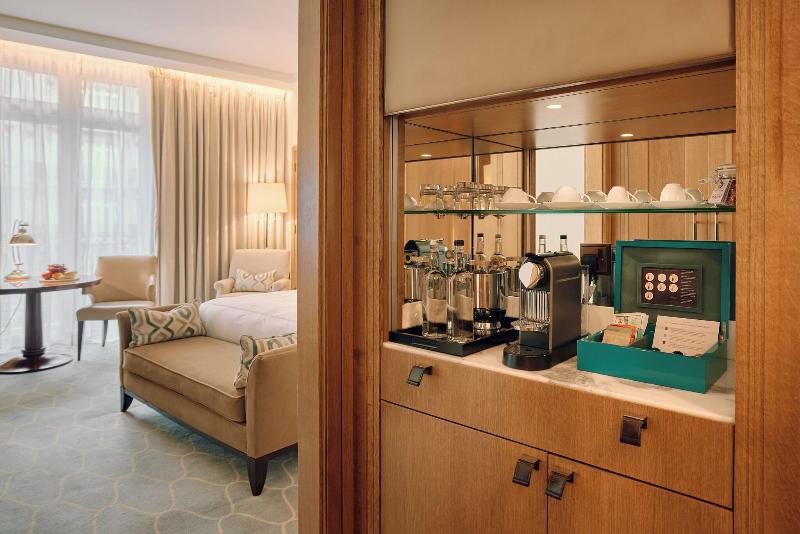 Corinthia London - Oda