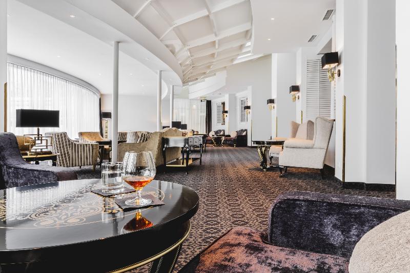 Krumers Alpin - Your Mountain Oasis - Bar