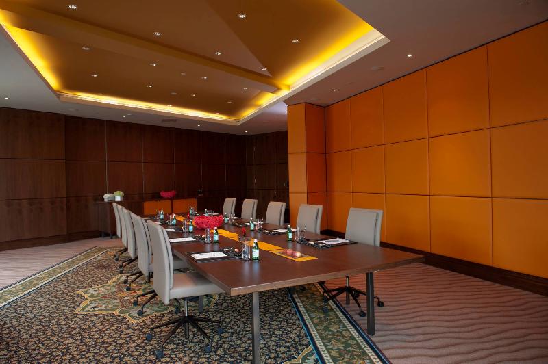 The Creekside Hotel Dubai an Accor Hotel - Toplantı